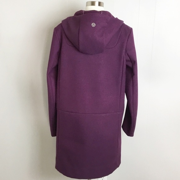 Under Armor Long Sleeve Work Out Womens Top Teal Size Small Shirt - Picture 2 of 4